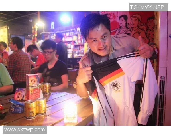 外国足球明星浪漫求婚现场揭秘甜蜜瞬间与感人告白